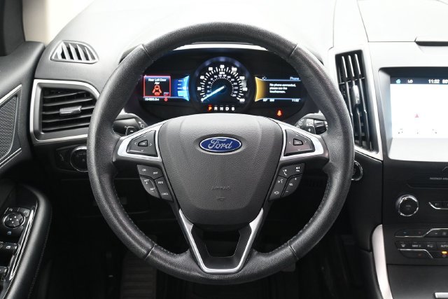 Used 2017 Ford Edge SEL w/ Equipment Group 201A AWD/4WD image 23