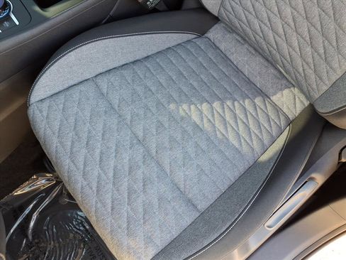 Certified 2025 Volkswagen Tiguan S image 20