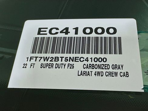 Certified 2022 Ford F250 Lariat w/ Lariat Ultimate Package AWD/4WD image 25