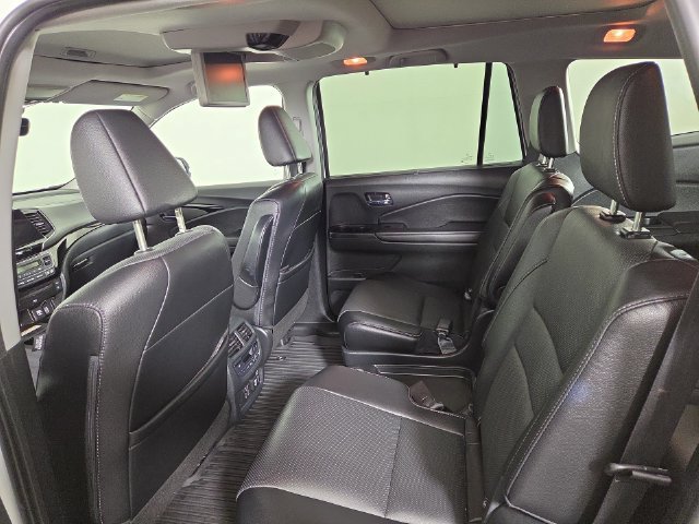 Used 2021 Honda Pilot Elite image 16
