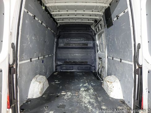 Used 2020 Mercedes-Benz Sprinter 2500 w/ Driver Convenience Package image 15