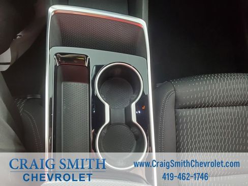 Used 2025 Chevrolet Equinox LT w/ Safety and Technology Package image 30