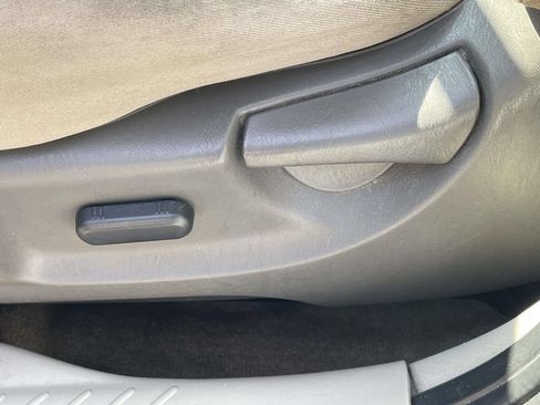 Used 2012 Ford Escape XLT FWD image 18