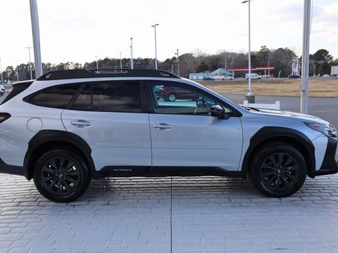 Certified 2023 Subaru Outback Onyx Edition XT image 6