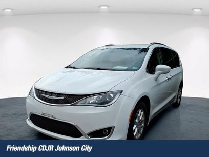 Used 2020 Chrysler Pacifica Touring-L