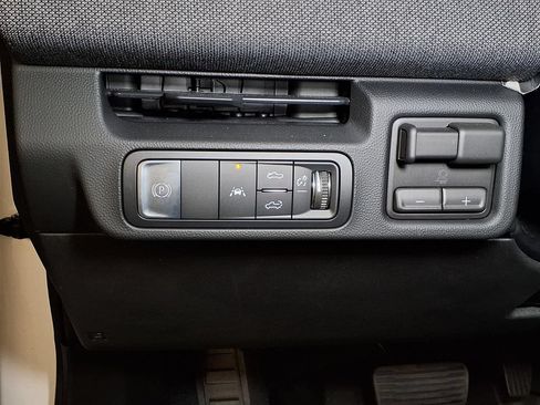 New 2026 GMC Sierra EV Elevation AWD/4WD image 17