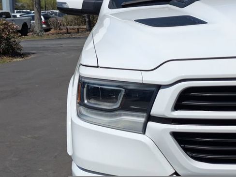 Used 2022 RAM 1500 Laramie AWD/4WD image 9