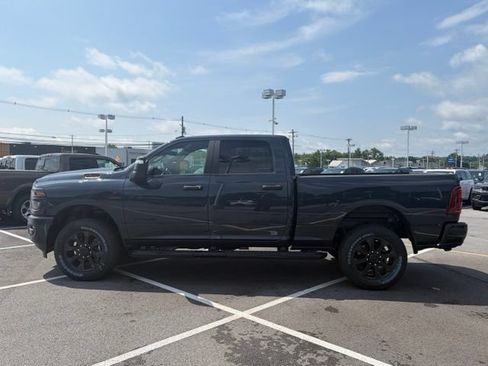 New 2026 RAM 2500 Big Horn AWD/4WD image 3