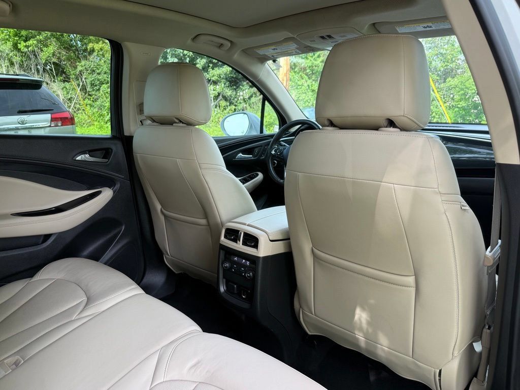 Used 2017 Buick Envision Essence FWD image 21
