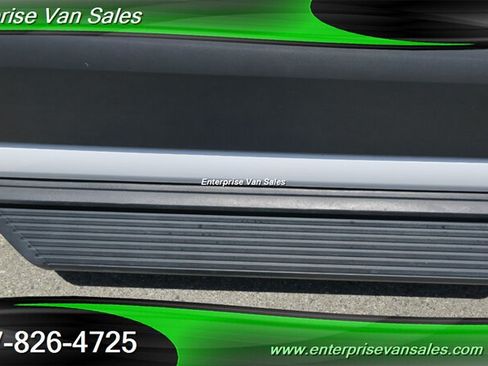 Used 2022 Ford Transit 350 XLT RWD image 11
