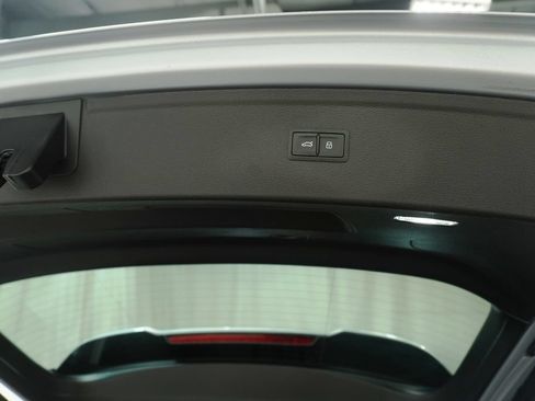 Used 2022 Audi Q5 2.0T Premium AWD/4WD image 7