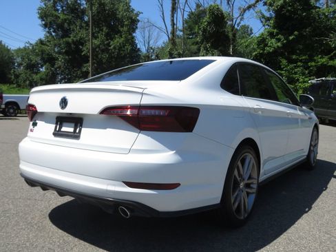 Used 2021 Volkswagen Jetta GLI FWD image 5