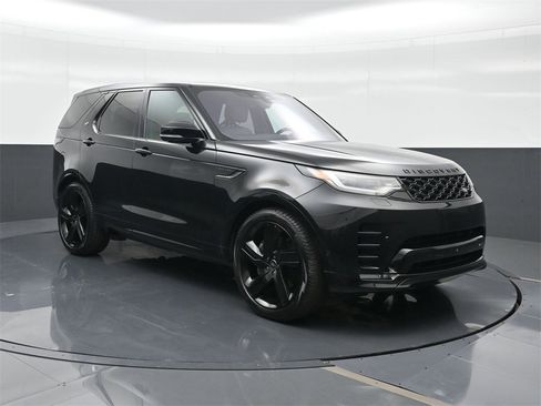 Used 2023 Land Rover Discovery S R-Dynamic image 12