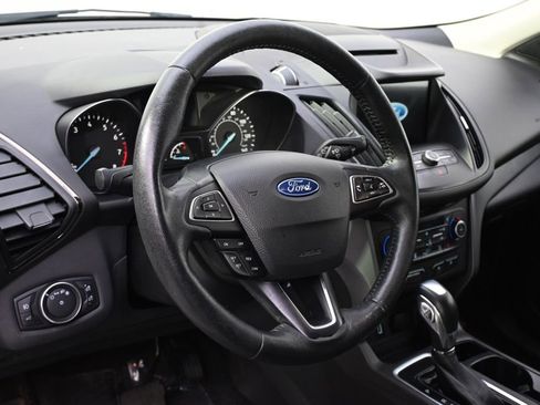 Used 2018 Ford Escape SEL image 11