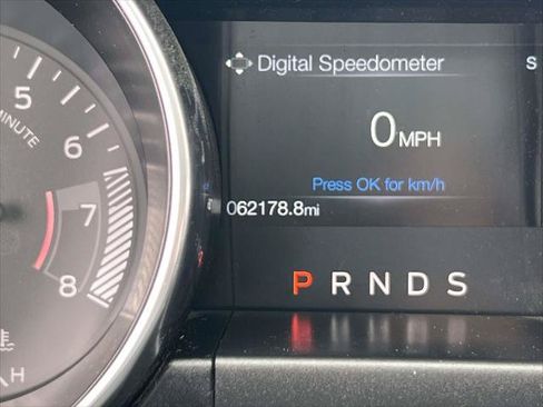 Used 2018 Ford Mustang Premium RWD image 28