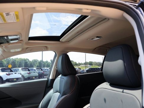 New 2025 Subaru Crosstrek 2.5i Limited w/ Crosstrek Mirror Package image 26