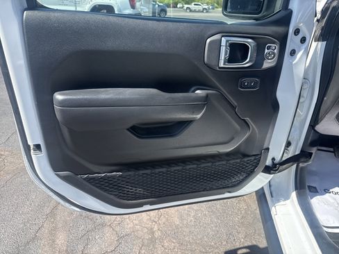 Used 2022 Jeep Wrangler Unlimited Sport AWD/4WD image 15