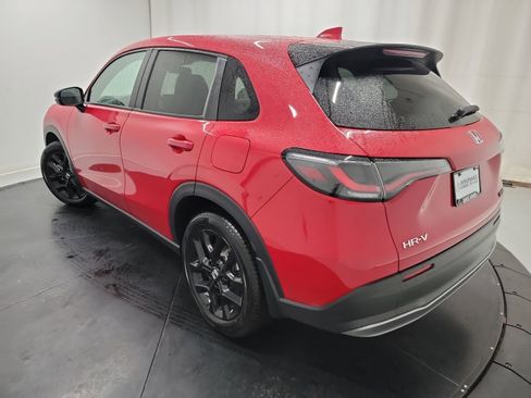 Certified 2025 Honda HR-V Sport image 6