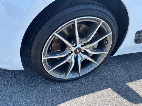 Used 2025 Genesis G70 2.5T AWD/4WD image 7