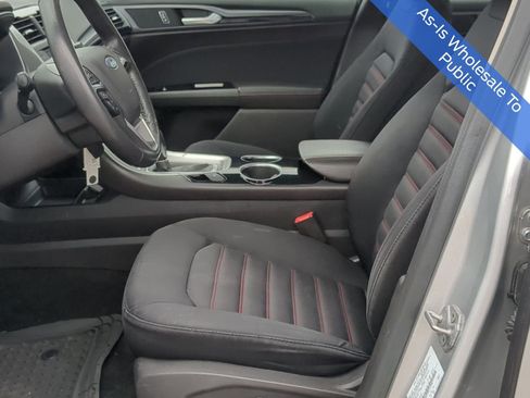 Used 2014 Ford Fusion SE w/ Equipment Group 201A image 19