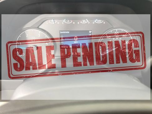 Used 2023 Ford F350 XLT image 27