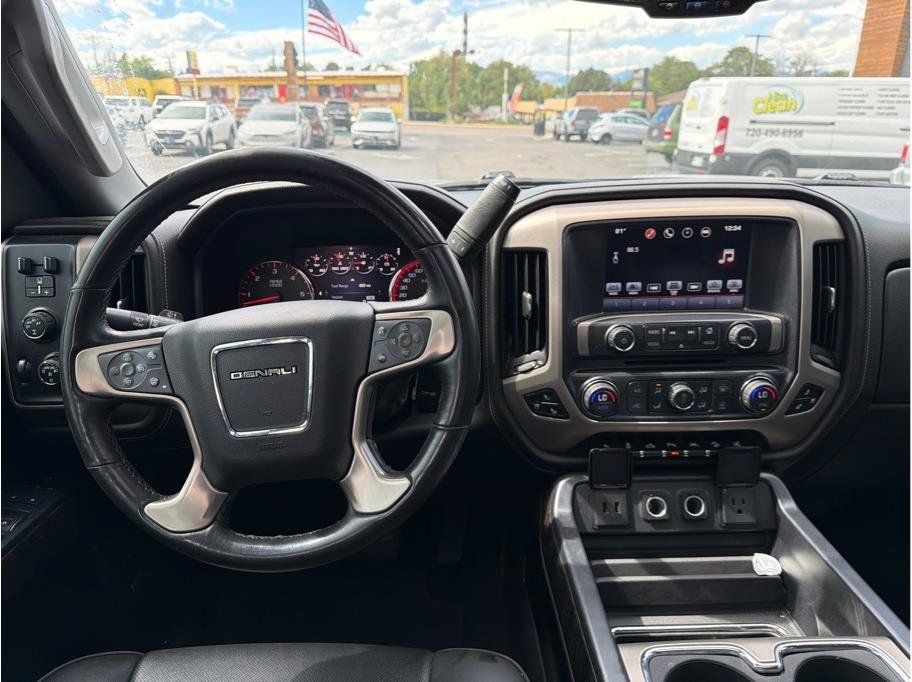 Used 2016 GMC Sierra 1500 Denali w/ Enhanced Driver Alert Package AWD/4WD image 5