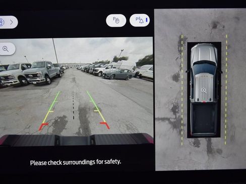 New 2025 Ford F350 Platinum w/ FX4 Off-Road Package image 13