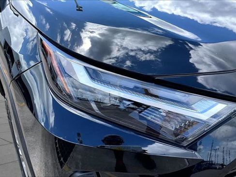 Certified 2024 Toyota RAV4 LE AWD/4WD image 27
