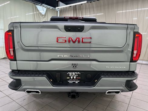 Used 2026 GMC Sierra 1500 Denali w/ Denali Reserve Package AWD/4WD image 5