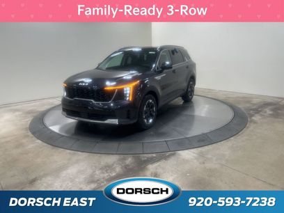 New 2026 Kia Sorento S w/ S Panoramic Sunroof Package