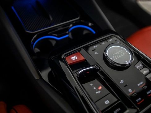 Used 2025 BMW M5 w/ Carbon Package AWD/4WD image 32