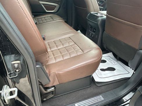 Used 2021 Nissan Titan Platinum Reserve w/ Moonroof Package AWD/4WD image 11