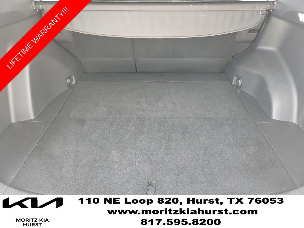 Used 2025 Toyota RAV4 XLE AWD/4WD image 33