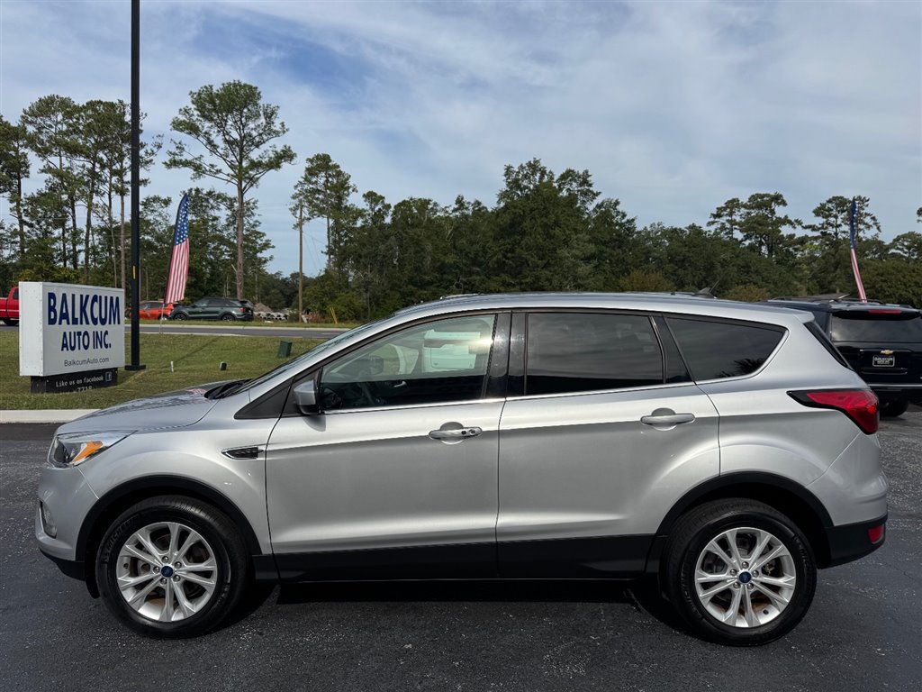 Used 2019 Ford Escape SE FWD image 5