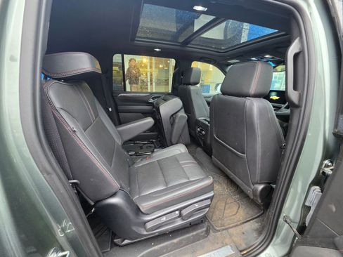 Used 2023 Chevrolet Suburban RST w/ Luxury Package image 14