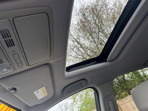 Used 2018 Honda CR-V EX-L image 27