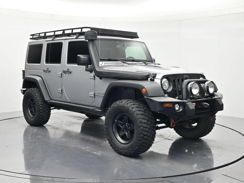 Used 2018 Jeep Wrangler Unlimited Rubicon AWD/4WD image 3