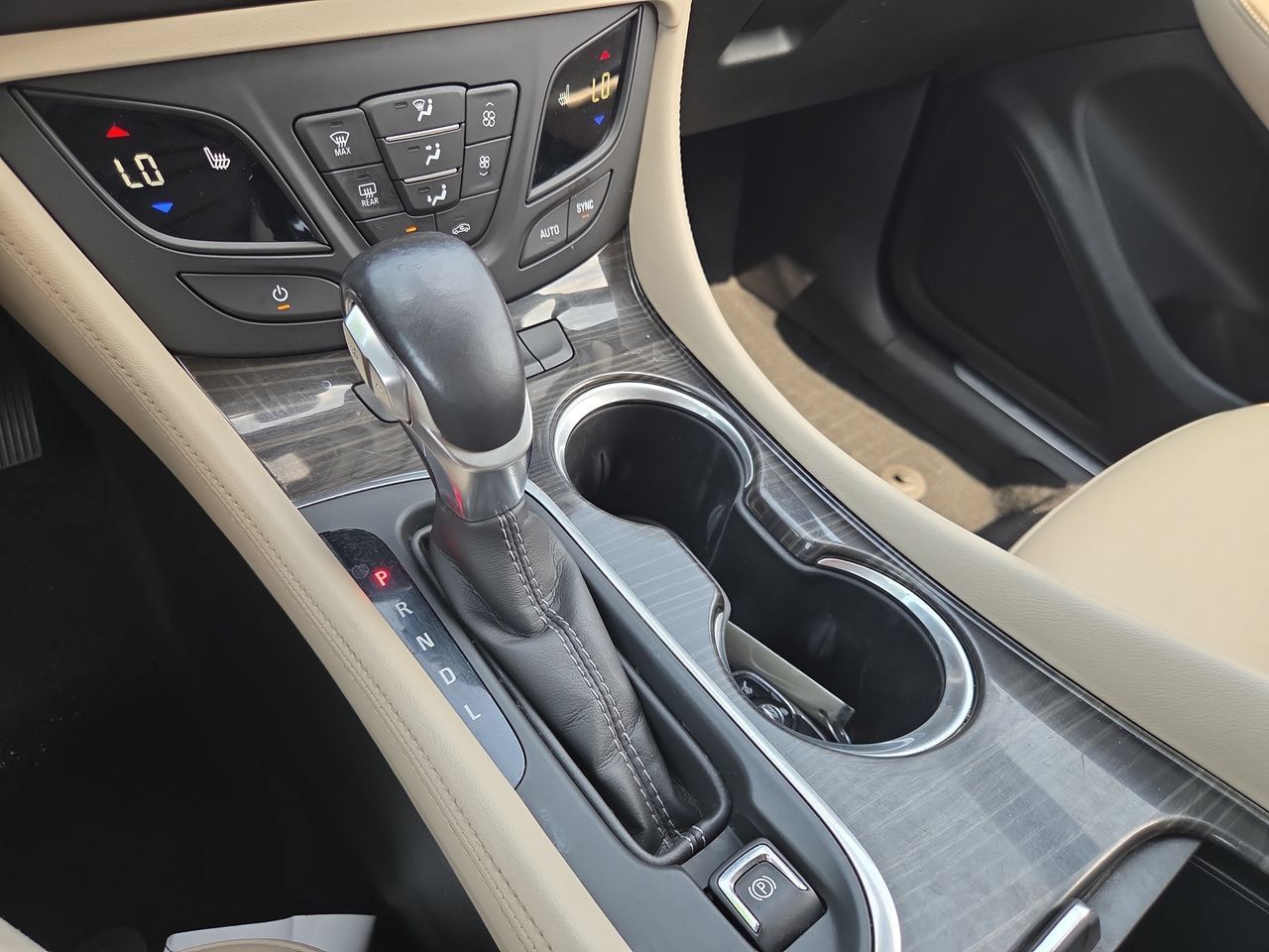 Used 2020 Buick Envision Essence w/ Experience Buick Package AWD/4WD image 37