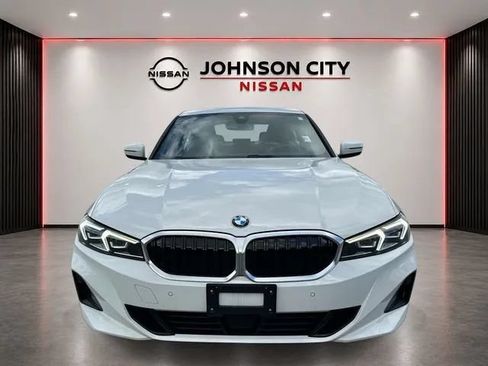Used 2025 BMW 330i xDrive Sedan AWD/4WD image 10