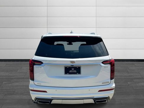 Used 2023 Cadillac XT6 Premium Luxury AWD/4WD image 4