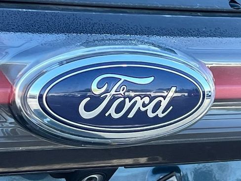 Used 2016 Ford Edge SEL w/ Equipment Group 201A AWD/4WD image 13