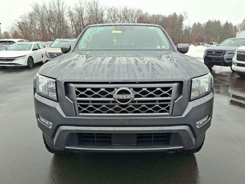 Certified 2022 Nissan Frontier SV image 2