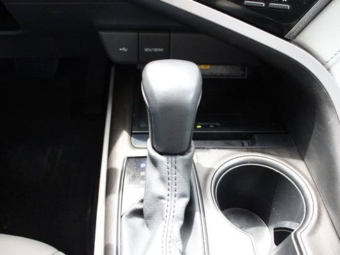 Used 2021 Toyota Camry XSE FWD image 40