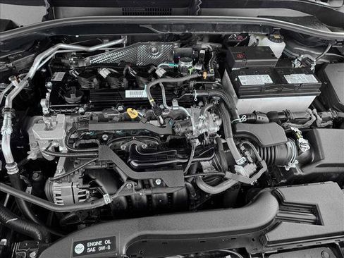 Certified 2025 Toyota Corolla Cross XLE image 21