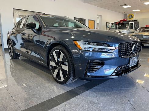 Used 2025 Volvo S60 T8 Ultra w/ Climate Package image 6