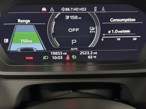 Certified 2023 Audi Q4 e-tron Prestige w/ Black Optic Package image 23