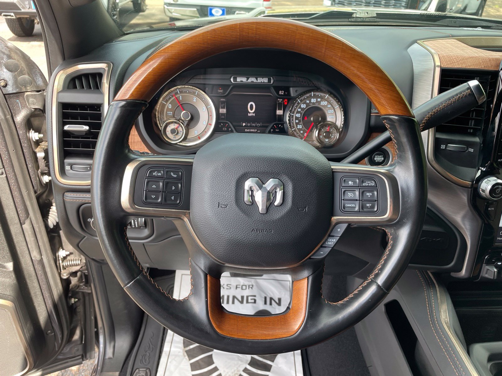 Used 2022 RAM 2500 Limited AWD/4WD image 17