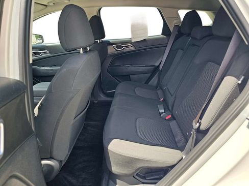 Used 2026 Kia Sportage LX FWD image 32