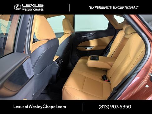 Used 2025 Lexus NX 250 FWD w/ Premium Package image 12