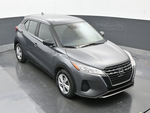 Used 2022 Nissan Kicks S w/ Interior Electronics Package FWD image 33
